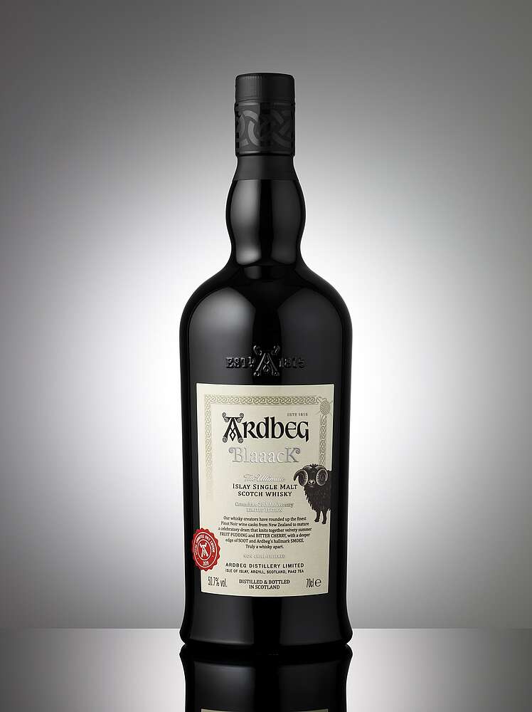 Ardbeg Blaaack bottle